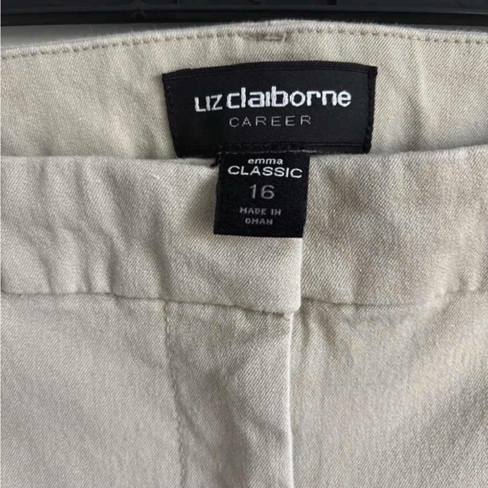 Liz Claiborne Tan Women's Pants - Picture 2 of 3